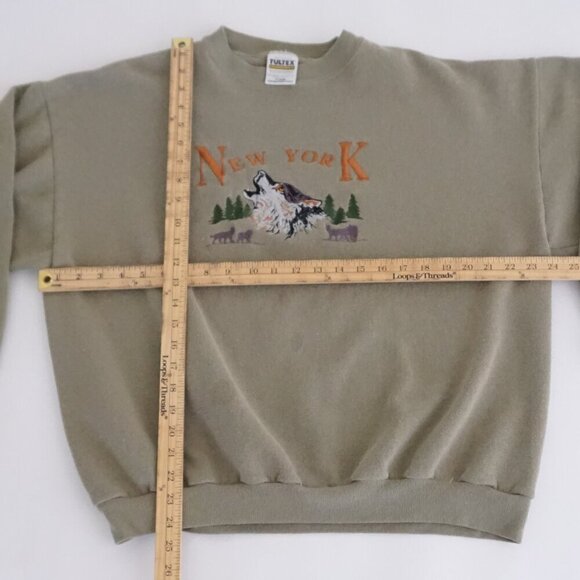 Vintage '90s Tultex Olive Green Embroidered New York Wolves Crewneck sweater XL - Picture 3 of 10